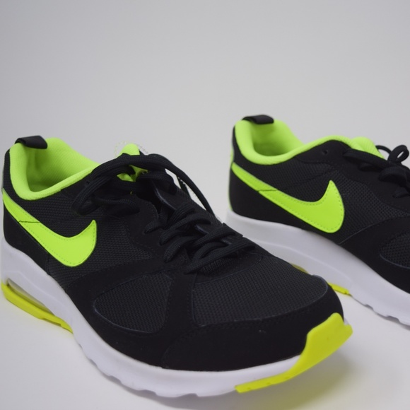 {keywor d} air max muse